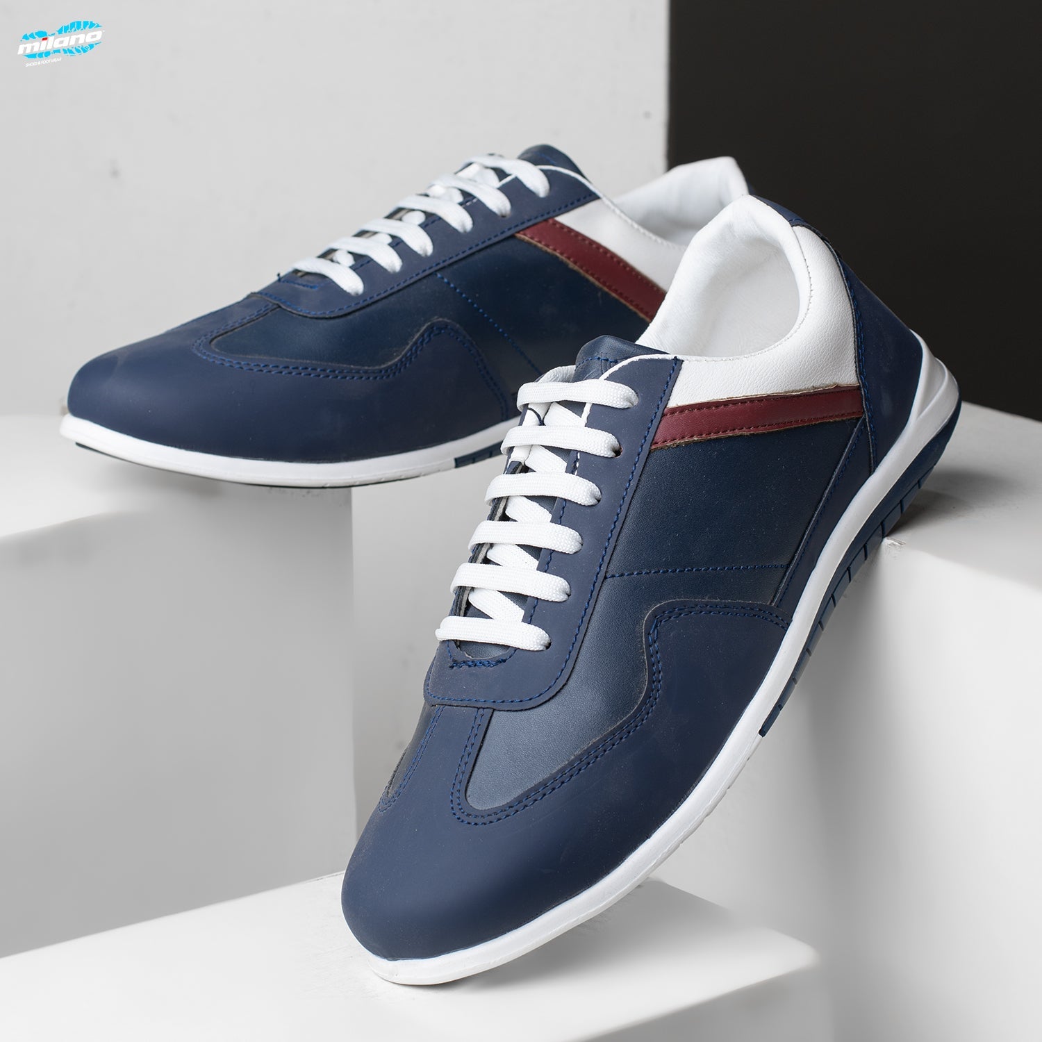 M17 Sneaker
