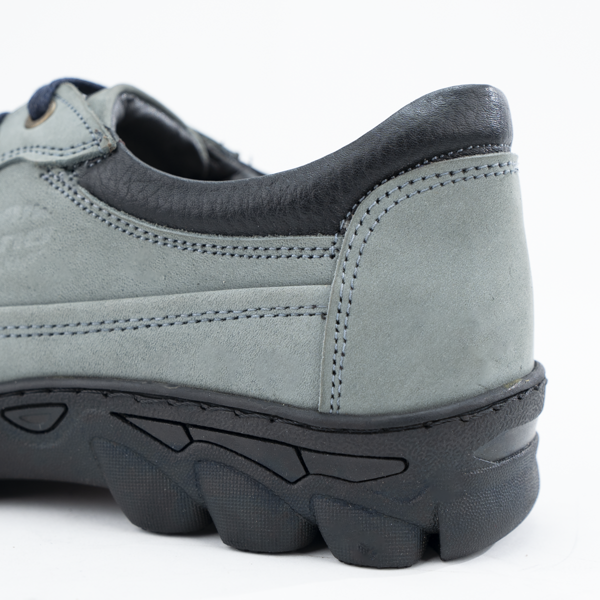 Chamois Suede Boots M6