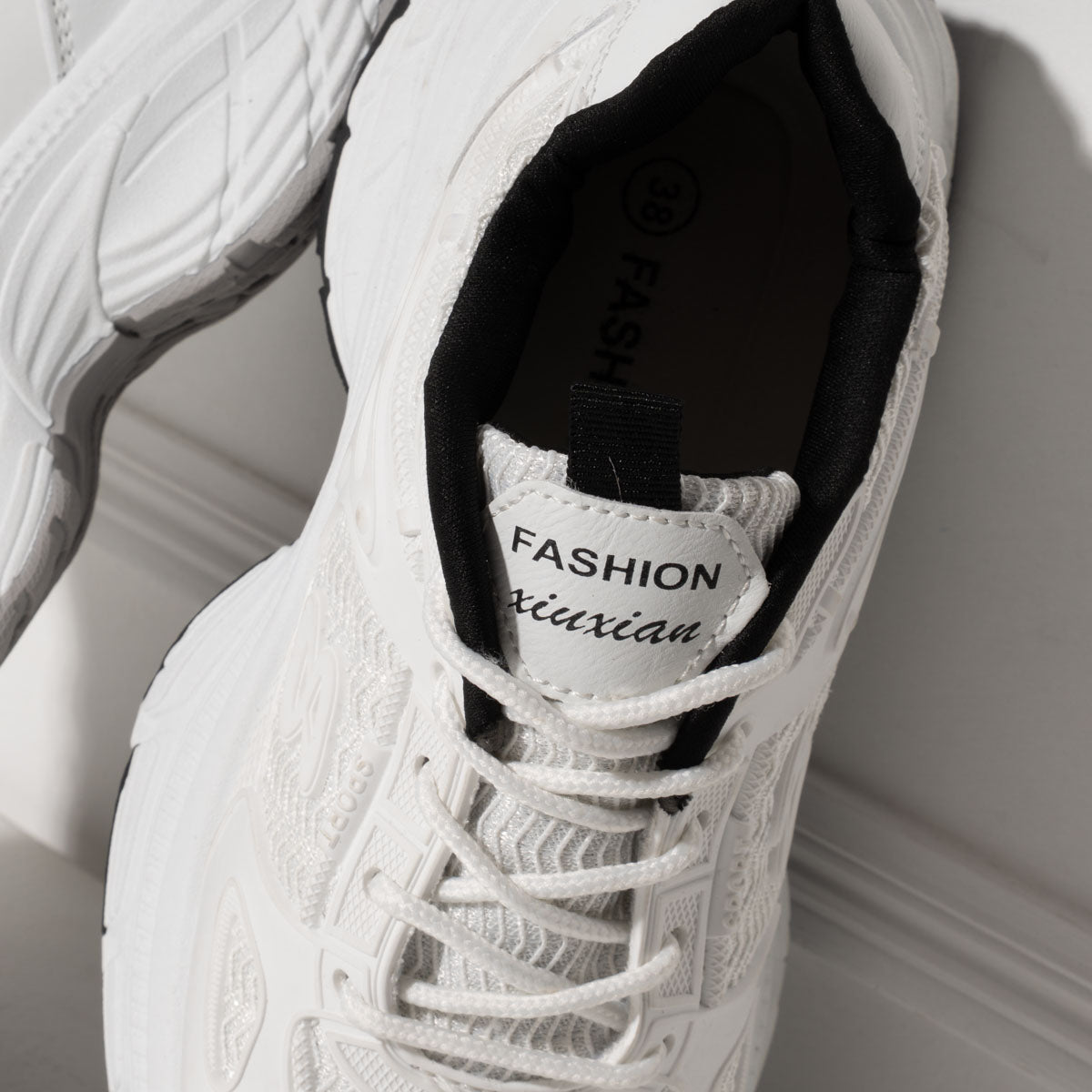 Women’s Sneaker