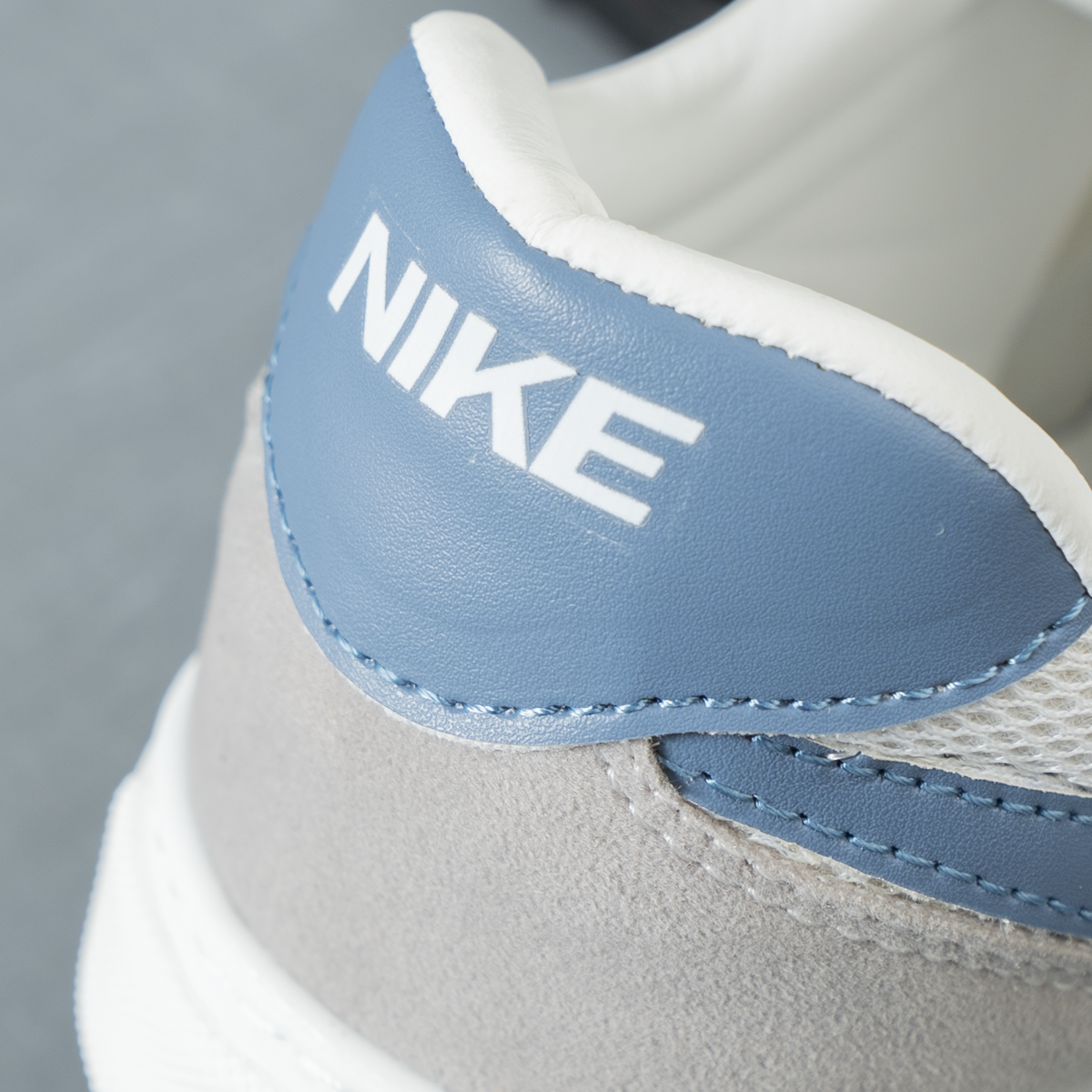 VEL15 Sneakers