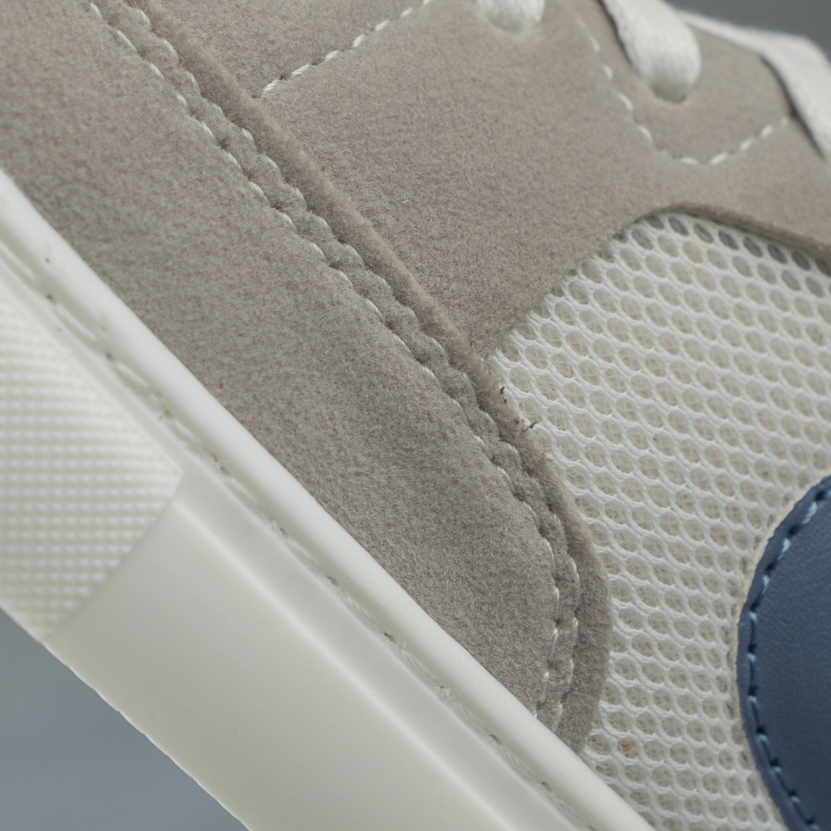 VEL15 Sneakers