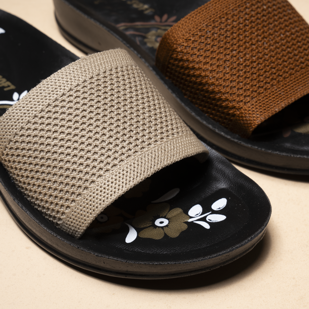 Women Trico Slipper