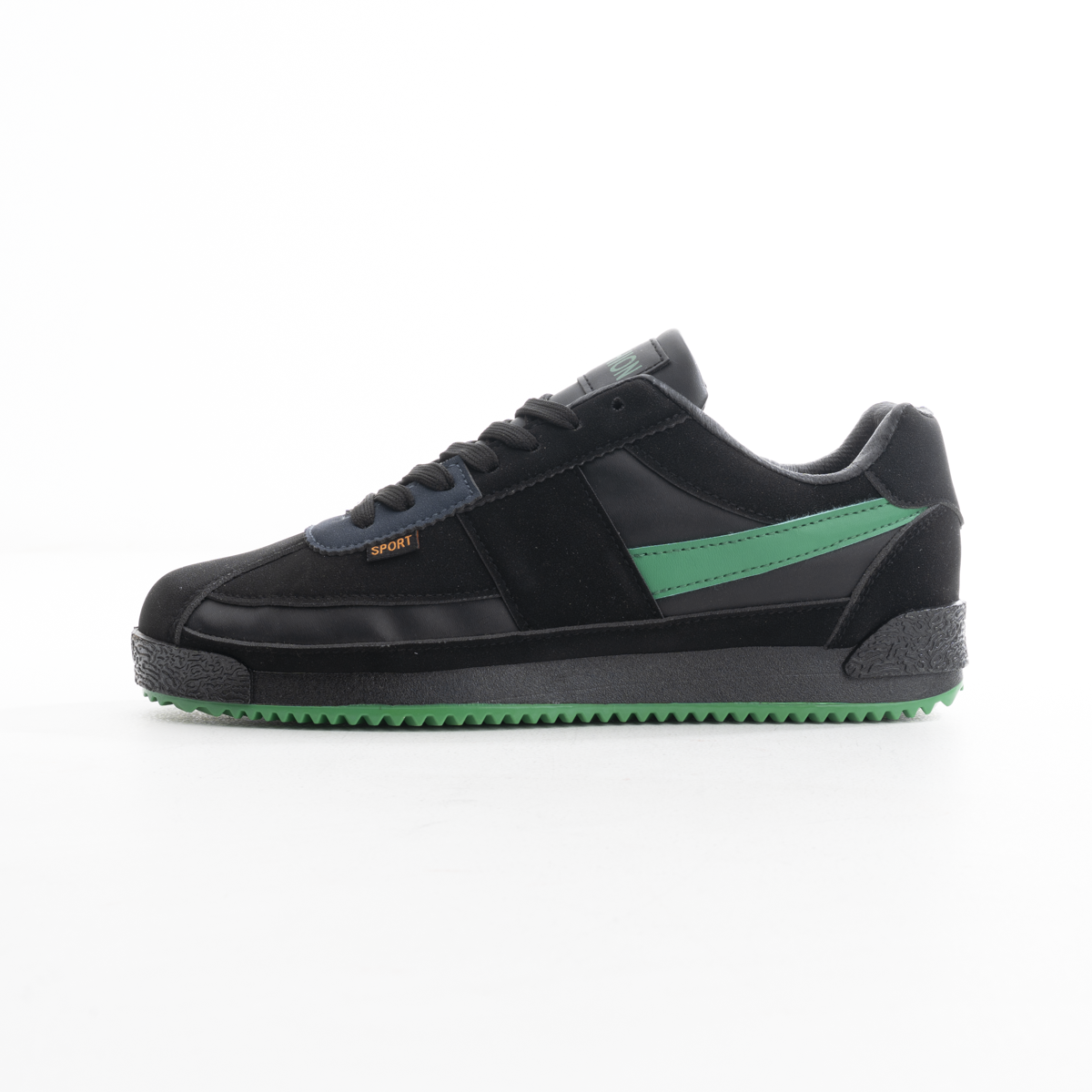 X7 Sneaker
