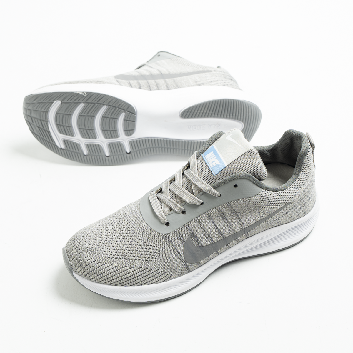 NK  Running Sneaker