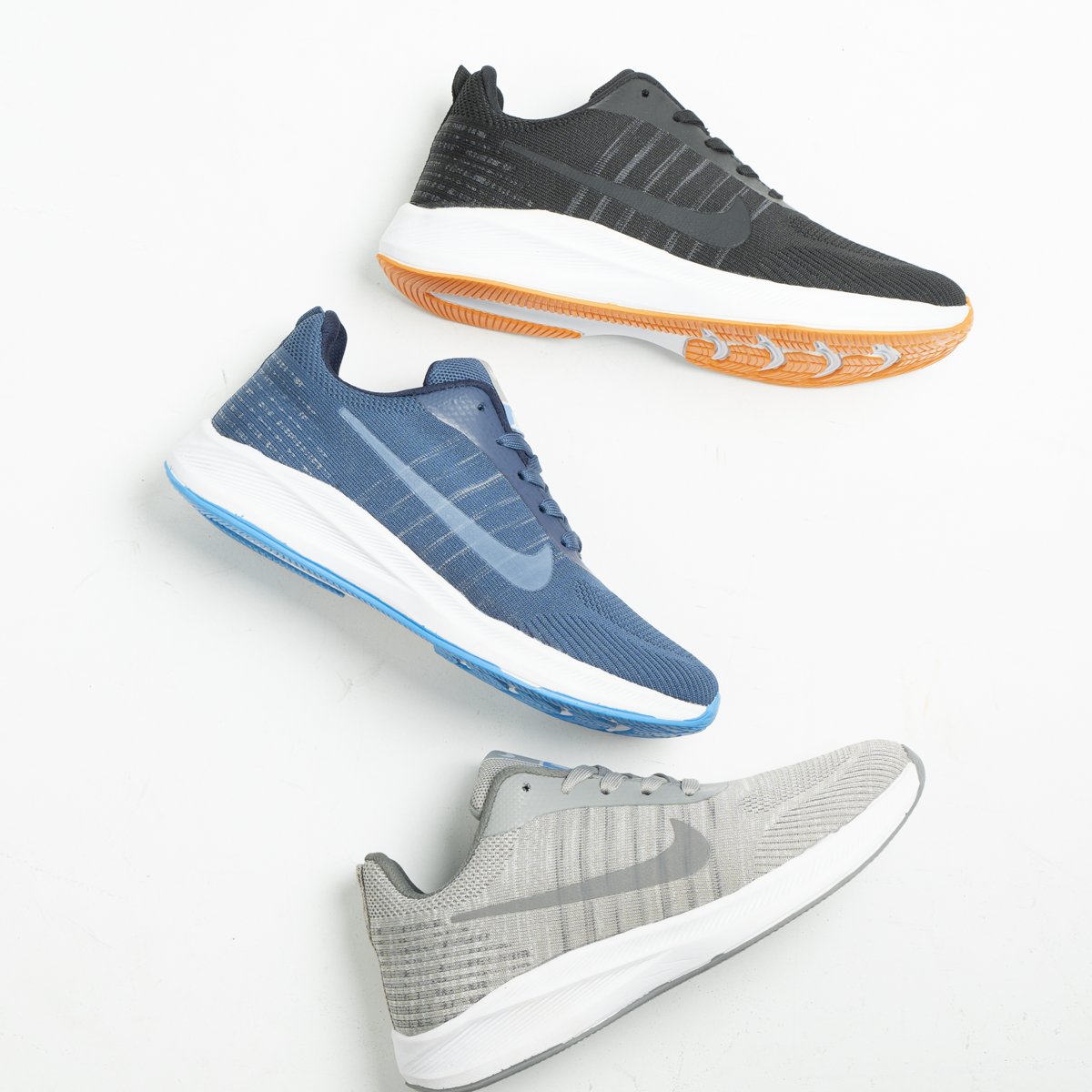 NK  Running Sneaker