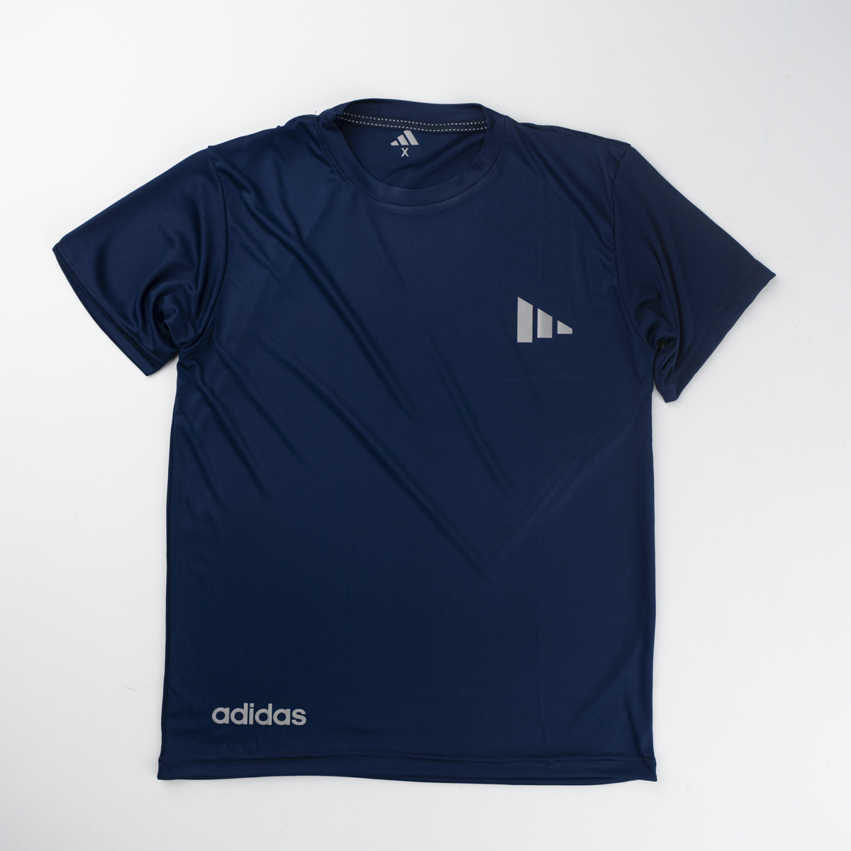 ADIDAS T-shirt