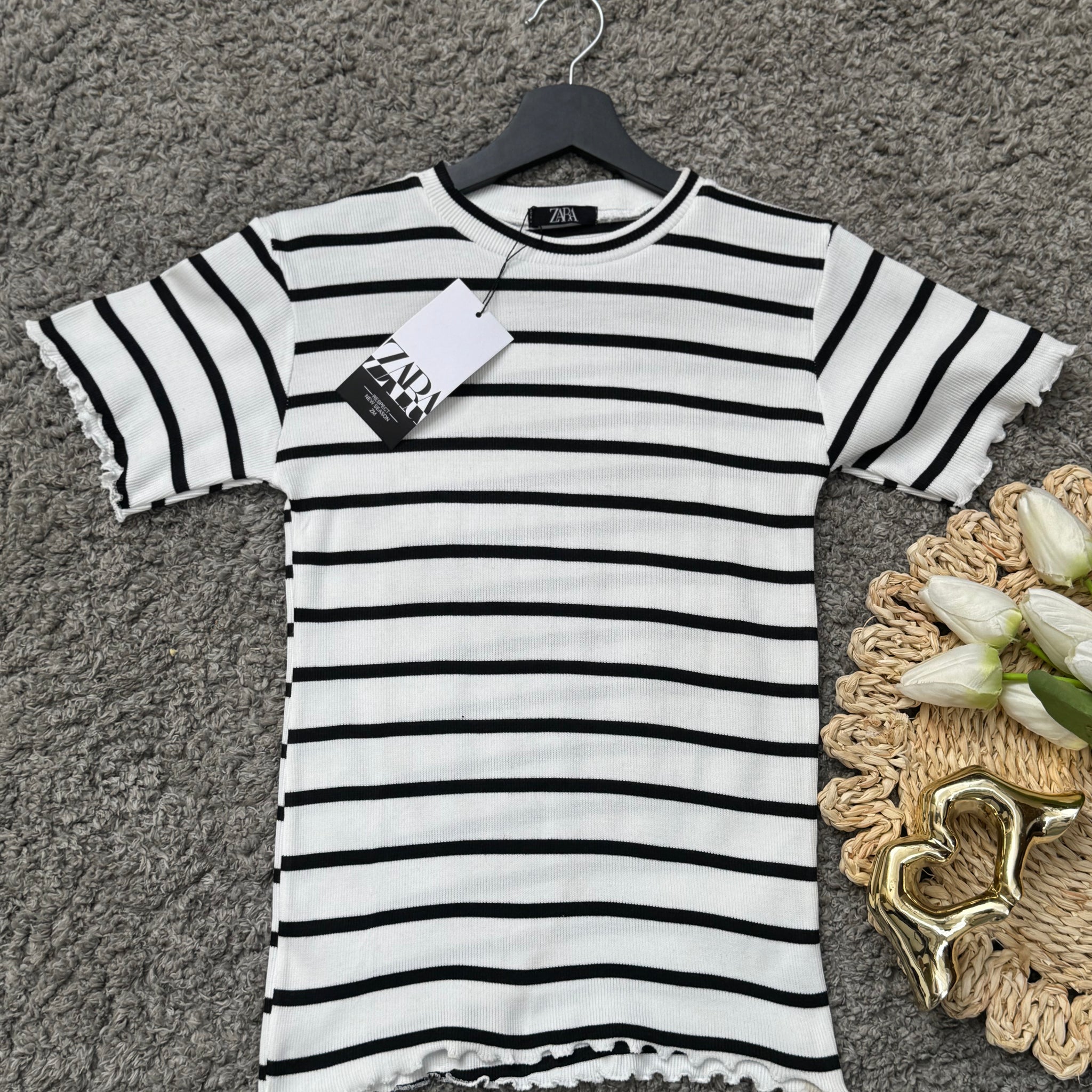 Basic T-Shirt